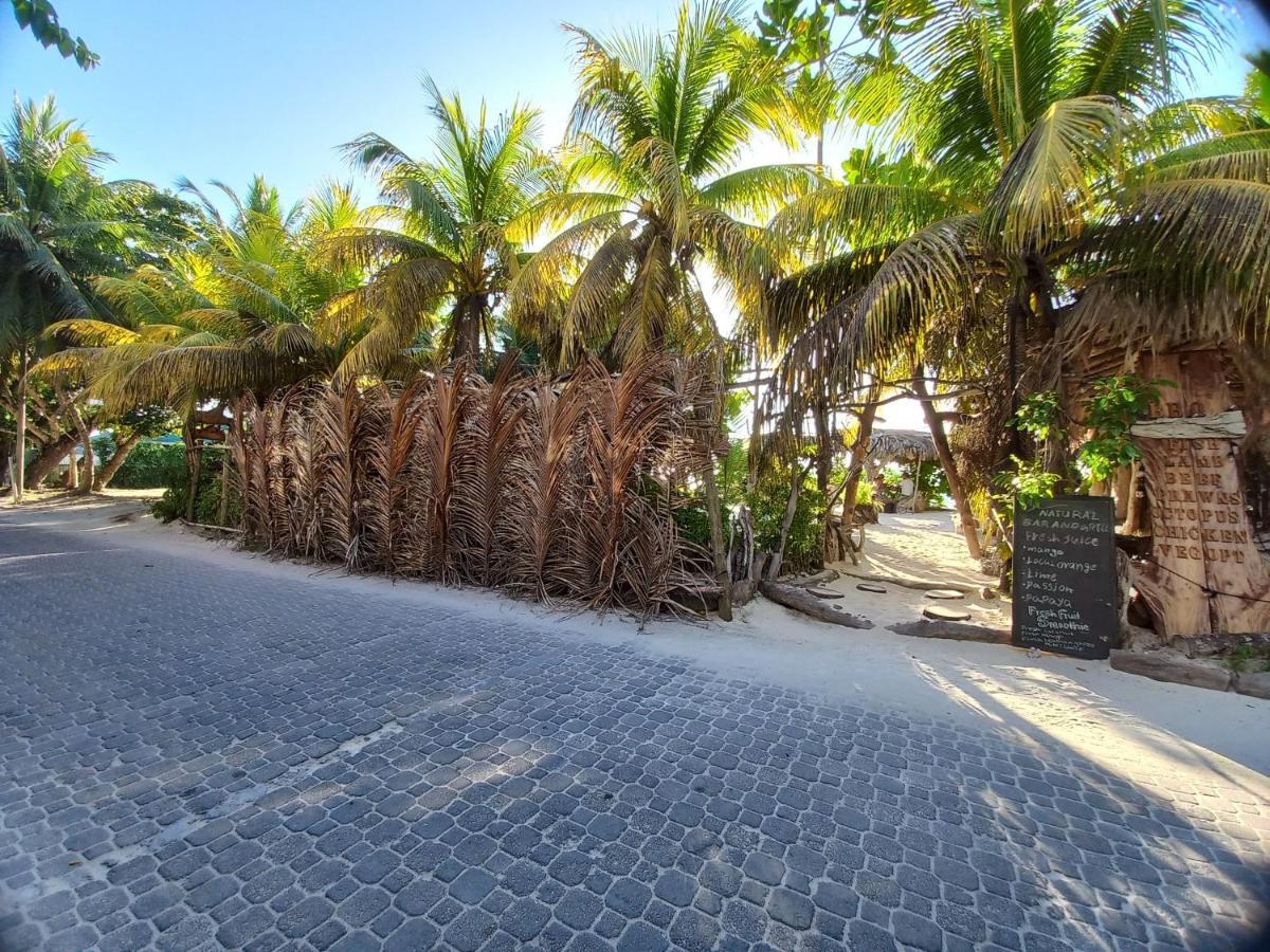 Moonlight Beach Villa Диг Екстериор снимка