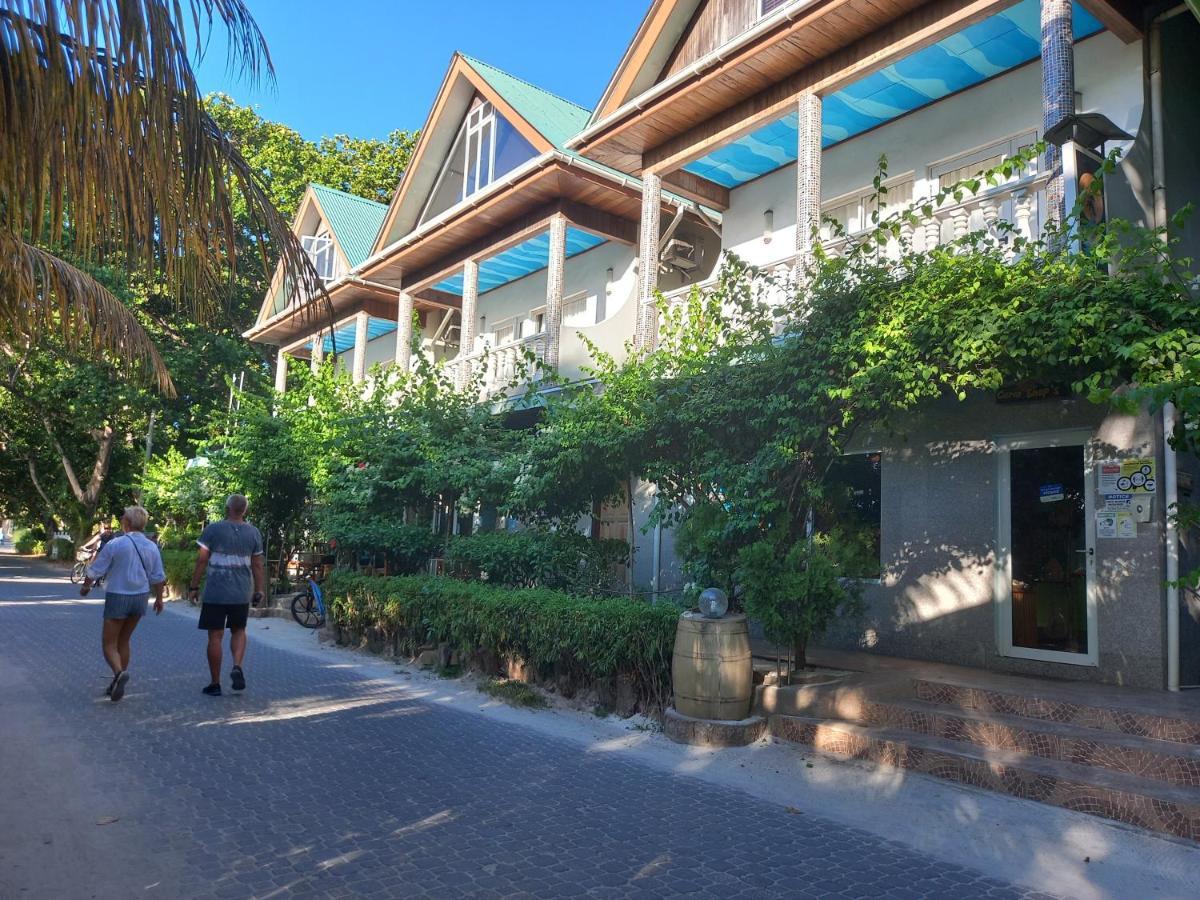 Moonlight Beach Villa Диг Екстериор снимка